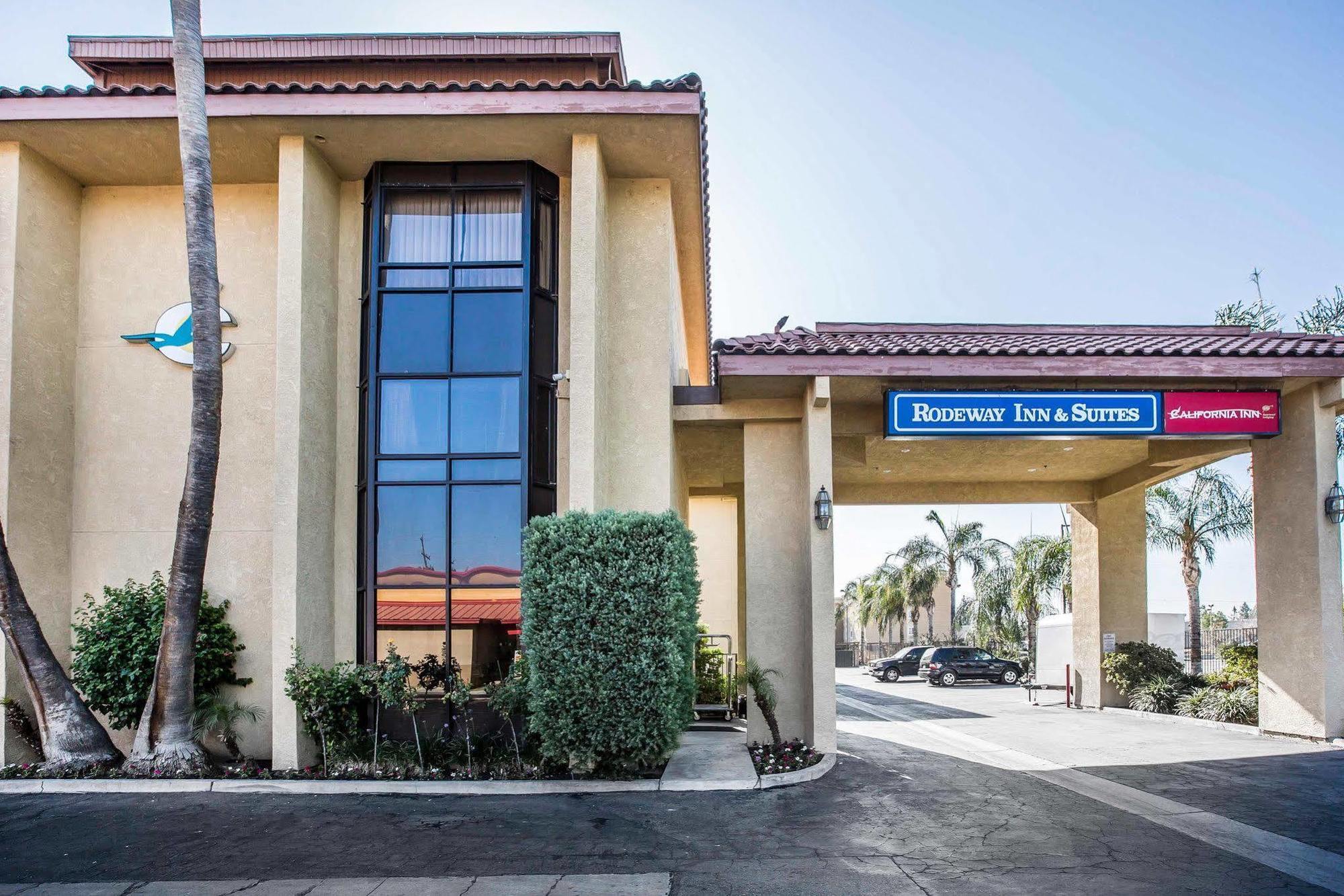 California Inn And Suites Bakersfield Exterior photo